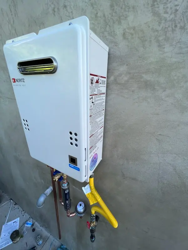 Tankless water heater installation for Martins Beach homes